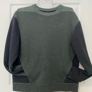 Nike Green Crewneck with Hidden Pockets